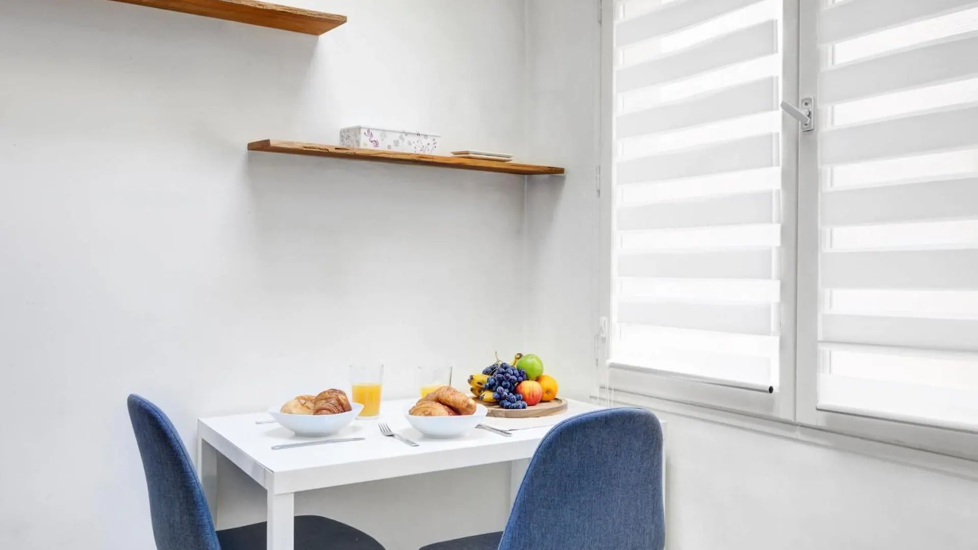 Ile Saint-Louis & Notre Dame - Cityapartmentstay Paris