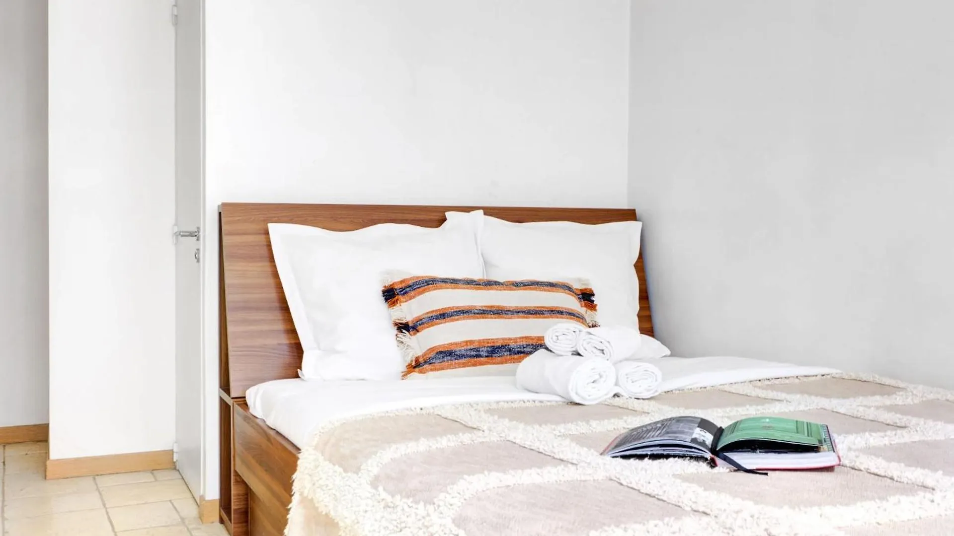 Apartment Ile Saint-Louis & Notre Dame - Cityapartmentstay Paris France